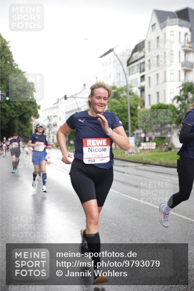 14.06.2026 - REWE Women's Run Jannik Wohlers http://msf.ph/oto/9793079 14.06.2026 09:52:14 Laufen 10923, 57 meine-sportfotos.de