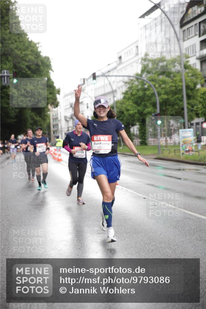 14.06.2026 - REWE Women's Run Jannik Wohlers http://msf.ph/oto/9793086 14.06.2026 09:52:15 Laufen 11383, 10737, 7 meine-sportfotos.de