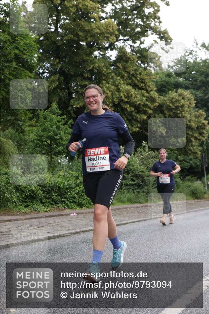 14.06.2026 - REWE Women's Run Jannik Wohlers http://msf.ph/oto/9793094 14.06.2026 10:08:16 Laufen 10064 meine-sportfotos.de