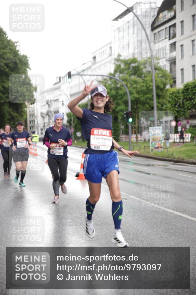 14.06.2026 - REWE Women's Run Jannik Wohlers http://msf.ph/oto/9793097 14.06.2026 09:52:15 Laufen 11383, 10737 meine-sportfotos.de