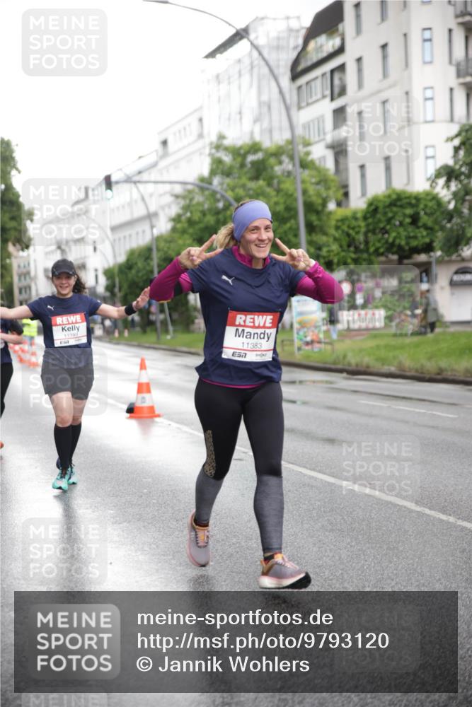 14.06.2026 - REWE Women's Run Jannik Wohlers http://msf.ph/oto/9793120 14.06.2026 09:52:17 Laufen 11399, 11383, 7, 18 meine-sportfotos.de