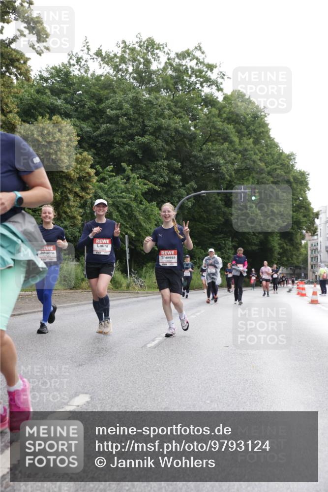 14.06.2026 - REWE Women's Run Jannik Wohlers http://msf.ph/oto/9793124 14.06.2026 10:08:19 Laufen  meine-sportfotos.de