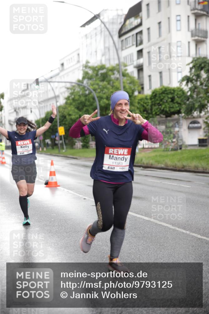 14.06.2026 - REWE Women's Run Jannik Wohlers http://msf.ph/oto/9793125 14.06.2026 09:52:17 Laufen 11399, 11383, 7 meine-sportfotos.de