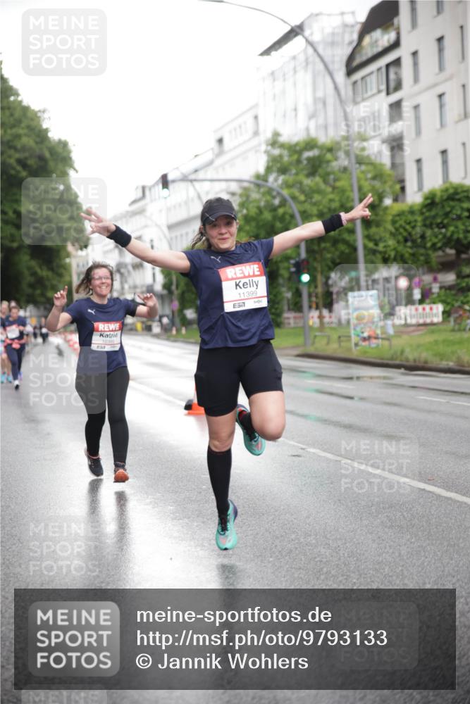 14.06.2026 - REWE Women's Run Jannik Wohlers http://msf.ph/oto/9793133 14.06.2026 09:52:18 Laufen 10399, 11399 meine-sportfotos.de