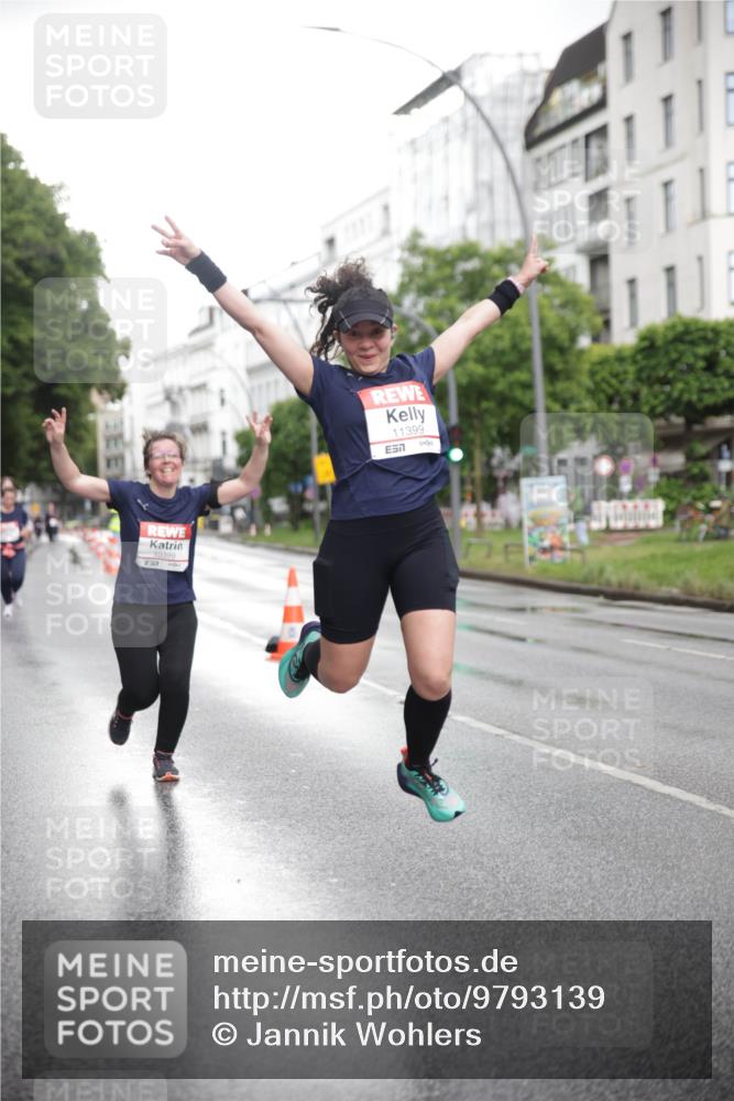 14.06.2026 - REWE Women's Run Jannik Wohlers http://msf.ph/oto/9793139 14.06.2026 09:52:18 Laufen 10399, 11399, 7 meine-sportfotos.de