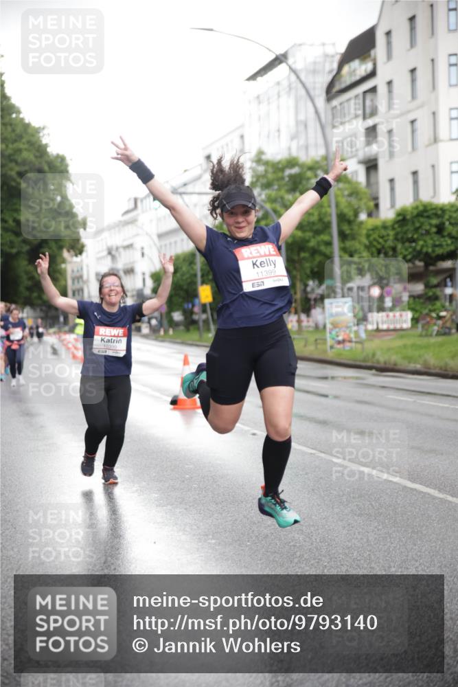 14.06.2026 - REWE Women's Run Jannik Wohlers http://msf.ph/oto/9793140 14.06.2026 09:52:18 Laufen 10399, 11399, 7 meine-sportfotos.de