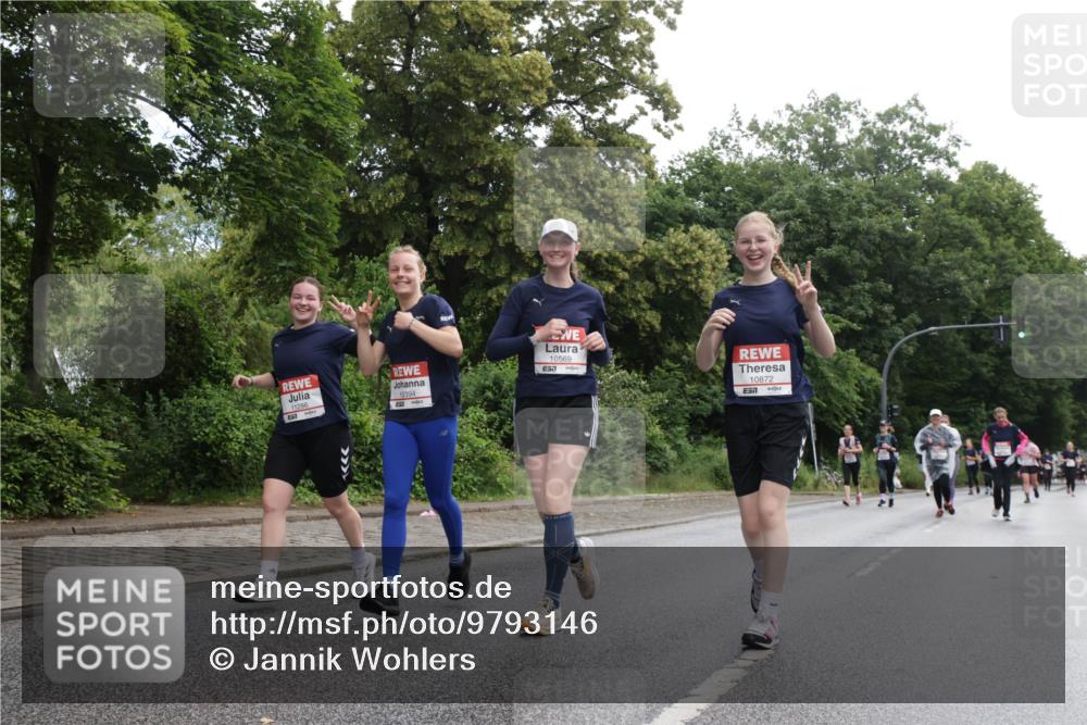 14.06.2026 - REWE Women's Run Jannik Wohlers http://msf.ph/oto/9793146 14.06.2026 10:08:20 Laufen 11286, 10394, 10569, 57, 10872, 57 meine-sportfotos.de
