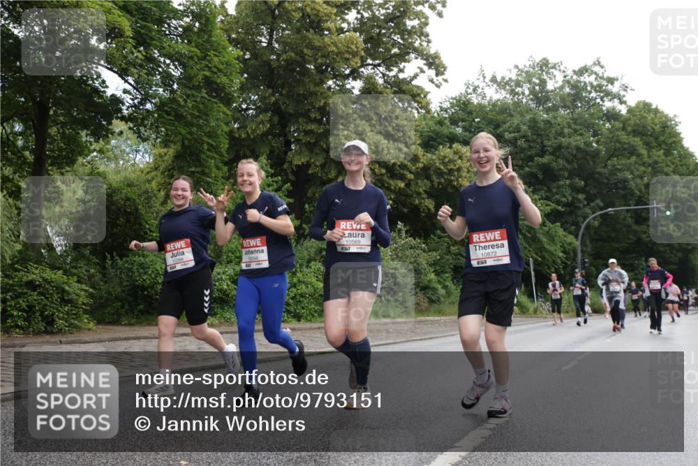 14.06.2026 - REWE Women's Run Jannik Wohlers http://msf.ph/oto/9793151 14.06.2026 10:08:20 Laufen 11286, 10394, 10569, 57, 10872, 7 meine-sportfotos.de
