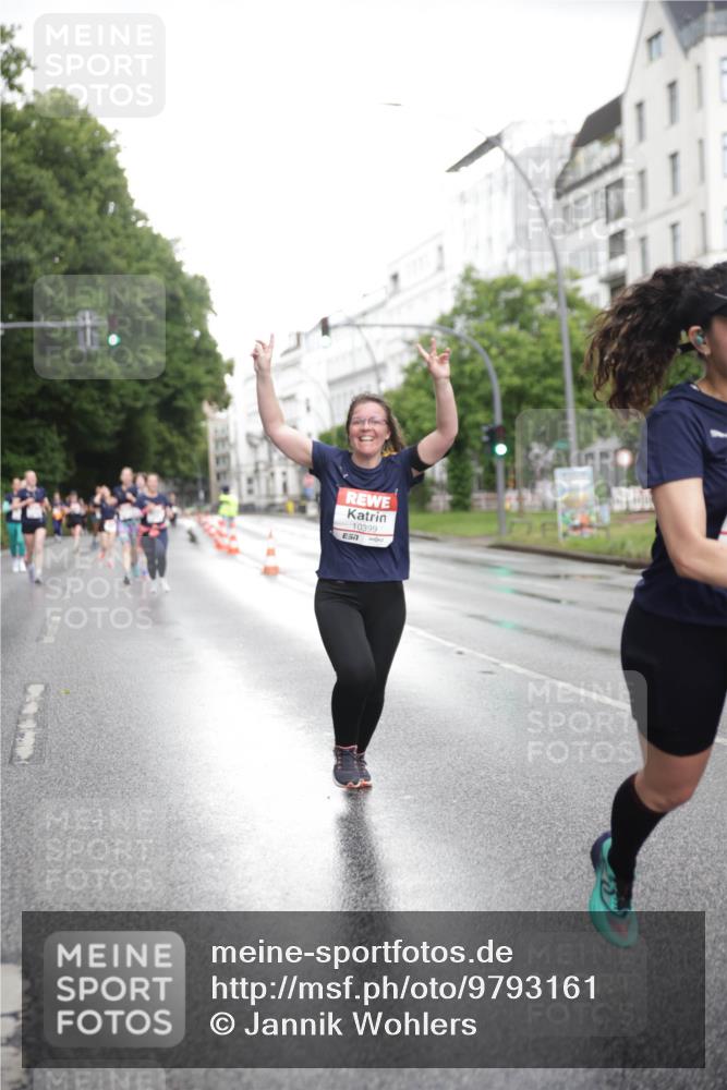 14.06.2026 - REWE Women's Run Jannik Wohlers http://msf.ph/oto/9793161 14.06.2026 09:52:19 Laufen 10399, 57 meine-sportfotos.de