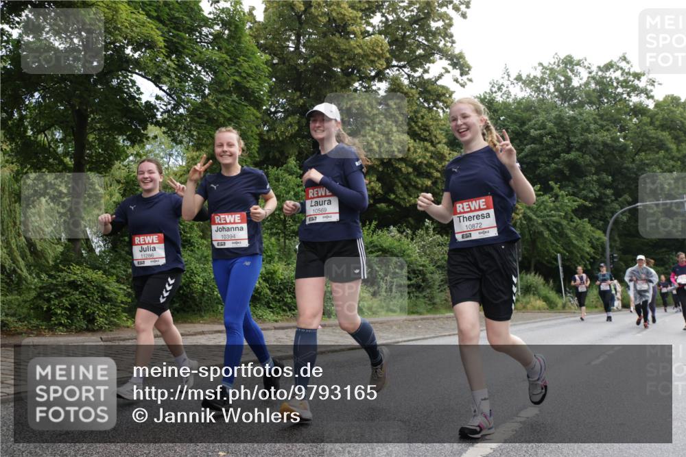 14.06.2026 - REWE Women's Run Jannik Wohlers http://msf.ph/oto/9793165 14.06.2026 10:08:21 Laufen 11286, 10394, 7, 10569, 517, 10872, 517 meine-sportfotos.de