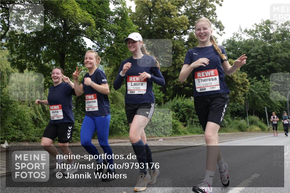 14.06.2026 - REWE Women's Run Jannik Wohlers http://msf.ph/oto/9793176 14.06.2026 10:08:21 Laufen 11286, 10394, 10569, 517, 10872 meine-sportfotos.de