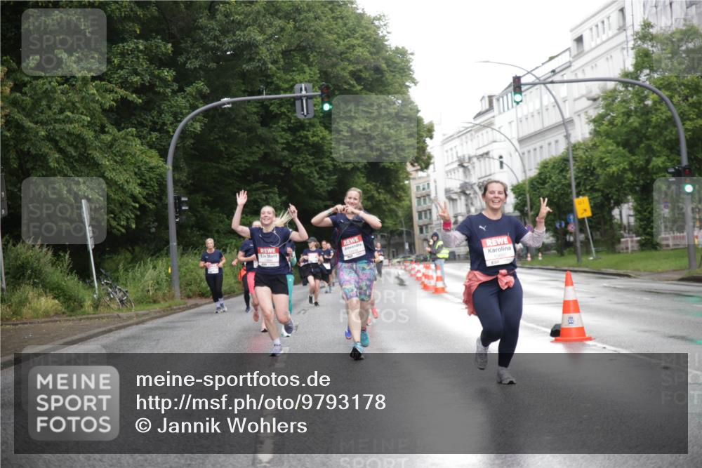 14.06.2026 - REWE Women's Run Jannik Wohlers http://msf.ph/oto/9793178 14.06.2026 09:52:21 Laufen 11214 meine-sportfotos.de