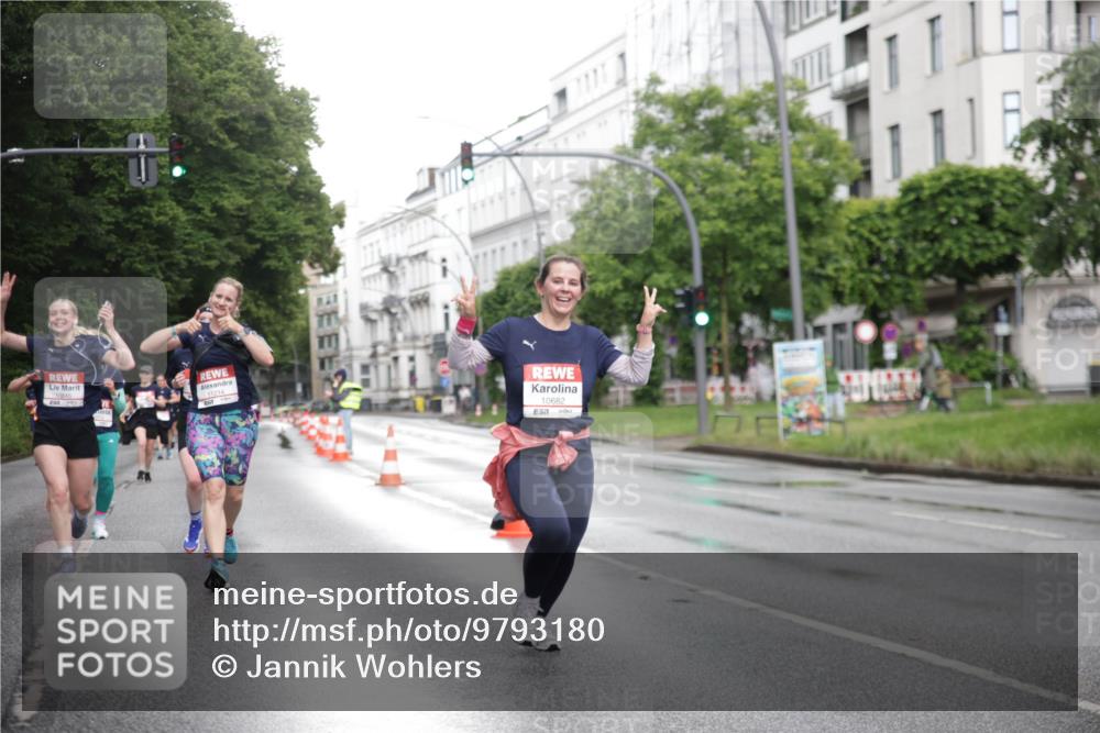 14.06.2026 - REWE Women's Run Jannik Wohlers http://msf.ph/oto/9793180 14.06.2026 09:52:22 Laufen 11214, 10682, 57 meine-sportfotos.de