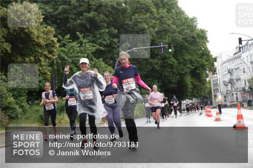 14.06.2026 - REWE Women's Run Jannik Wohlers http://msf.ph/oto/9793181 14.06.2026 10:08:24 Laufen 10452, 10711 meine-sportfotos.de