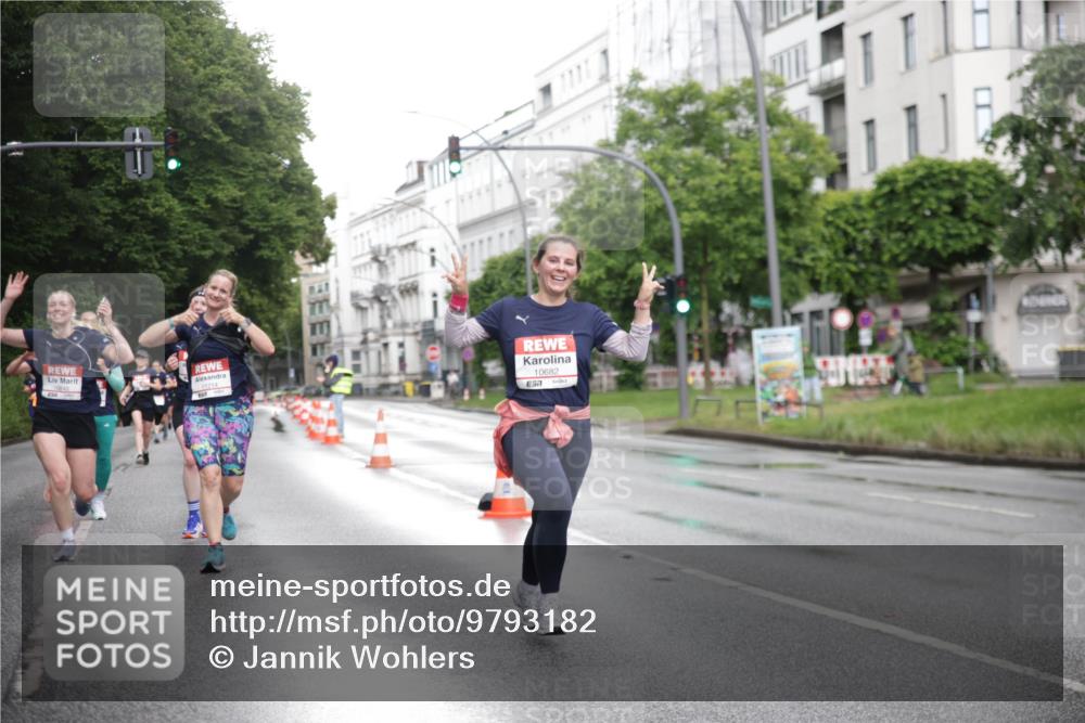 14.06.2026 - REWE Women's Run Jannik Wohlers http://msf.ph/oto/9793182 14.06.2026 09:52:22 Laufen 10682 meine-sportfotos.de
