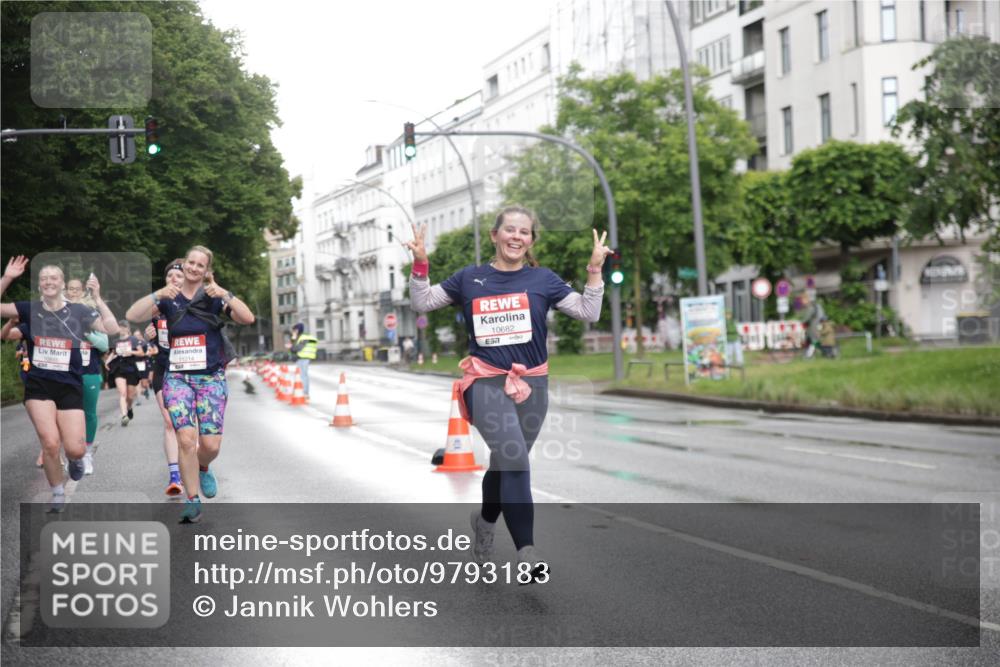 14.06.2026 - REWE Women's Run Jannik Wohlers http://msf.ph/oto/9793183 14.06.2026 09:52:22 Laufen 11214, 10682, 57 meine-sportfotos.de