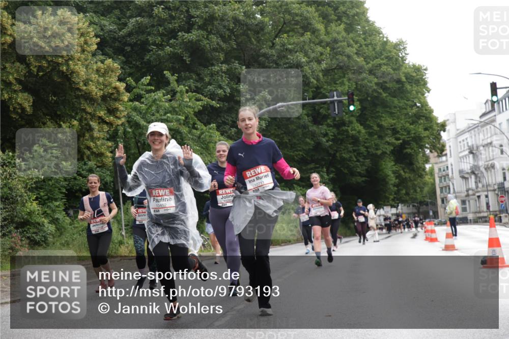 14.06.2026 - REWE Women's Run Jannik Wohlers http://msf.ph/oto/9793193 14.06.2026 10:08:24 Laufen 1119, 10452, 11295, 10711 meine-sportfotos.de