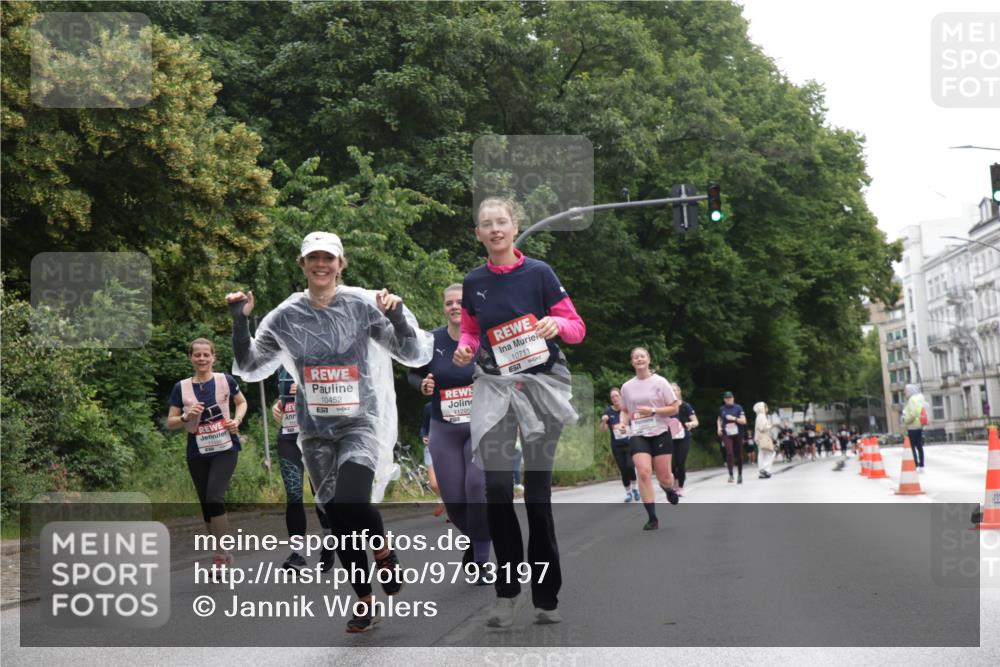 14.06.2026 - REWE Women's Run Jannik Wohlers http://msf.ph/oto/9793197 14.06.2026 10:08:24 Laufen 10452, 11295, 10711 meine-sportfotos.de