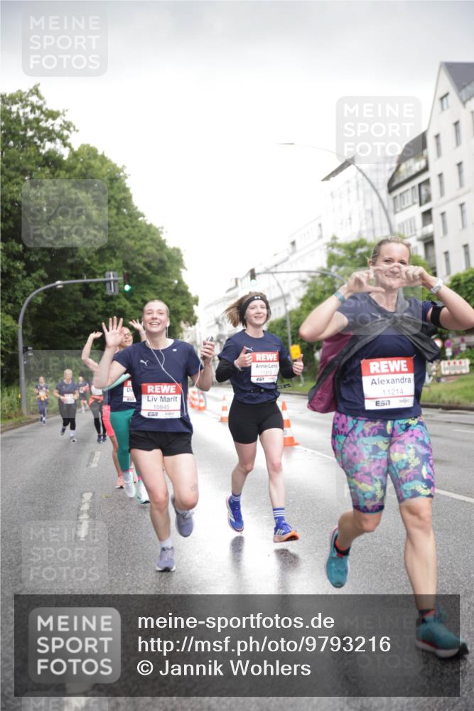 14.06.2026 - REWE Women's Run Jannik Wohlers http://msf.ph/oto/9793216 14.06.2026 09:52:25 Laufen 10845, 7, 11312, 57, 11214, 57 meine-sportfotos.de