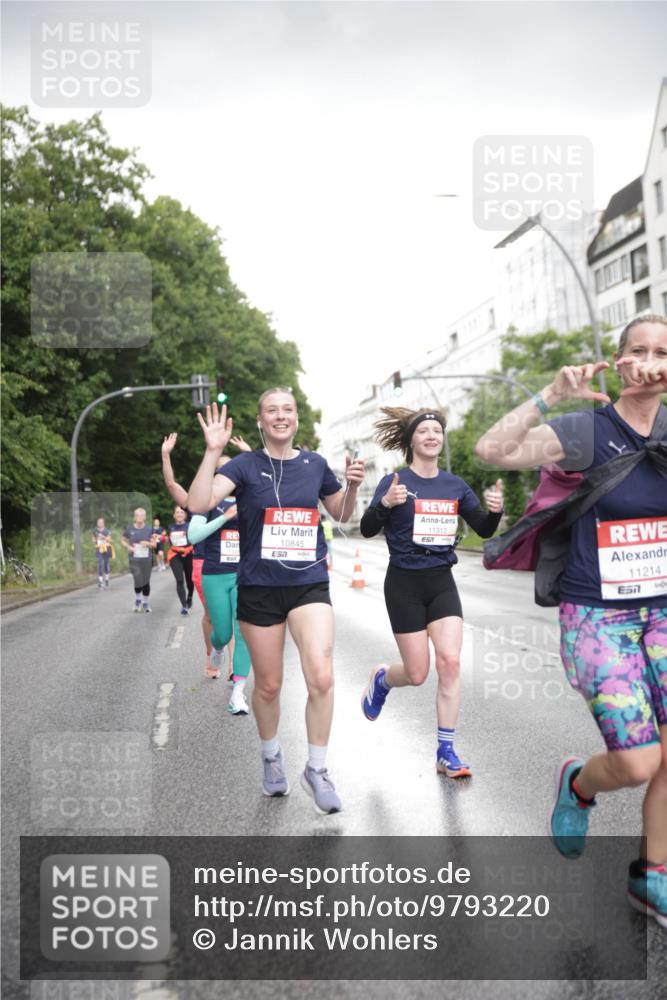 14.06.2026 - REWE Women's Run Jannik Wohlers http://msf.ph/oto/9793220 14.06.2026 09:52:25 Laufen 10845, 7, 11312, 57, 11214, 57 meine-sportfotos.de