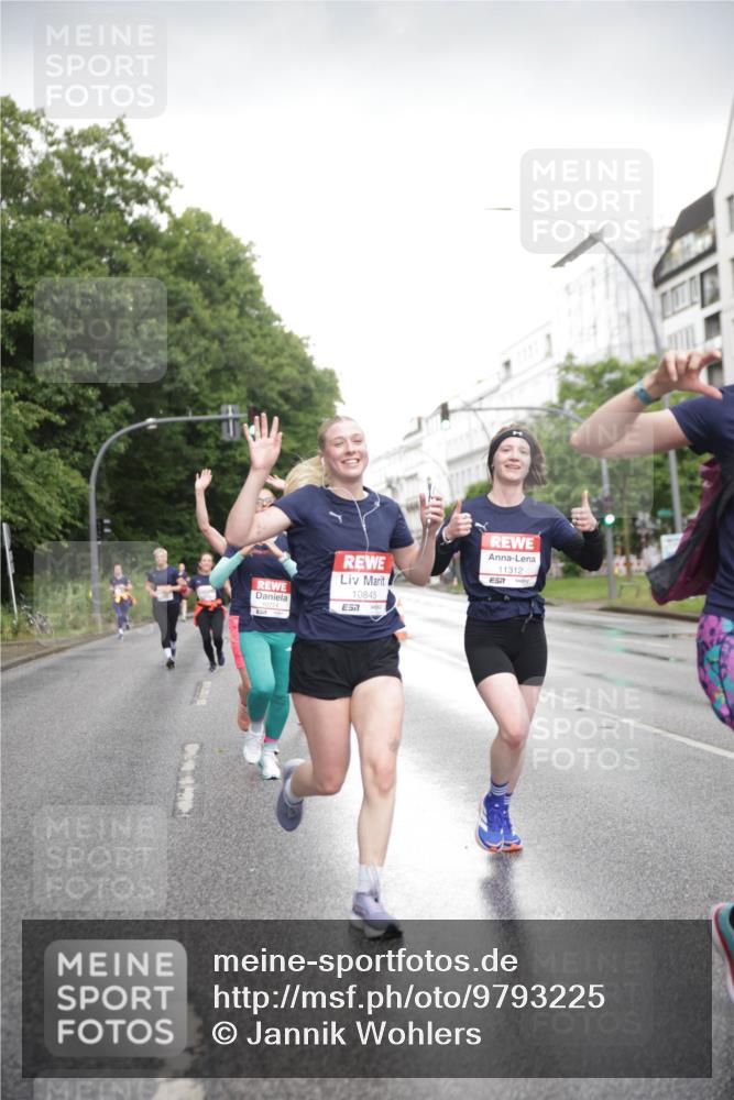 14.06.2026 - REWE Women's Run Jannik Wohlers http://msf.ph/oto/9793225 14.06.2026 09:52:25 Laufen 10845, 7, 11312, 57 meine-sportfotos.de