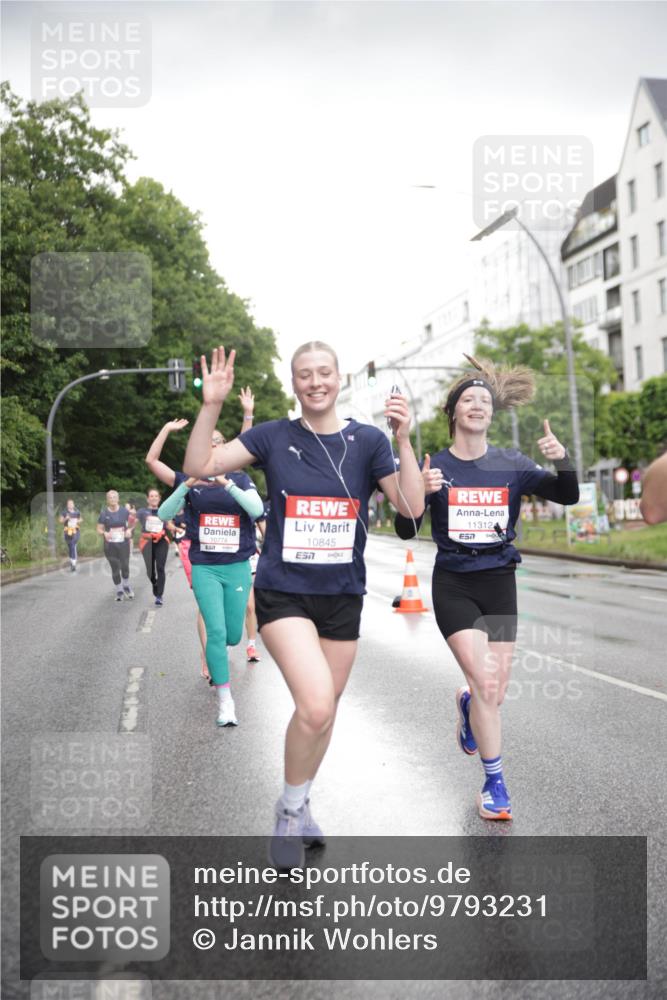 14.06.2026 - REWE Women's Run Jannik Wohlers http://msf.ph/oto/9793231 14.06.2026 09:52:25 Laufen 10774, 10845, 7, 11312, 57 meine-sportfotos.de
