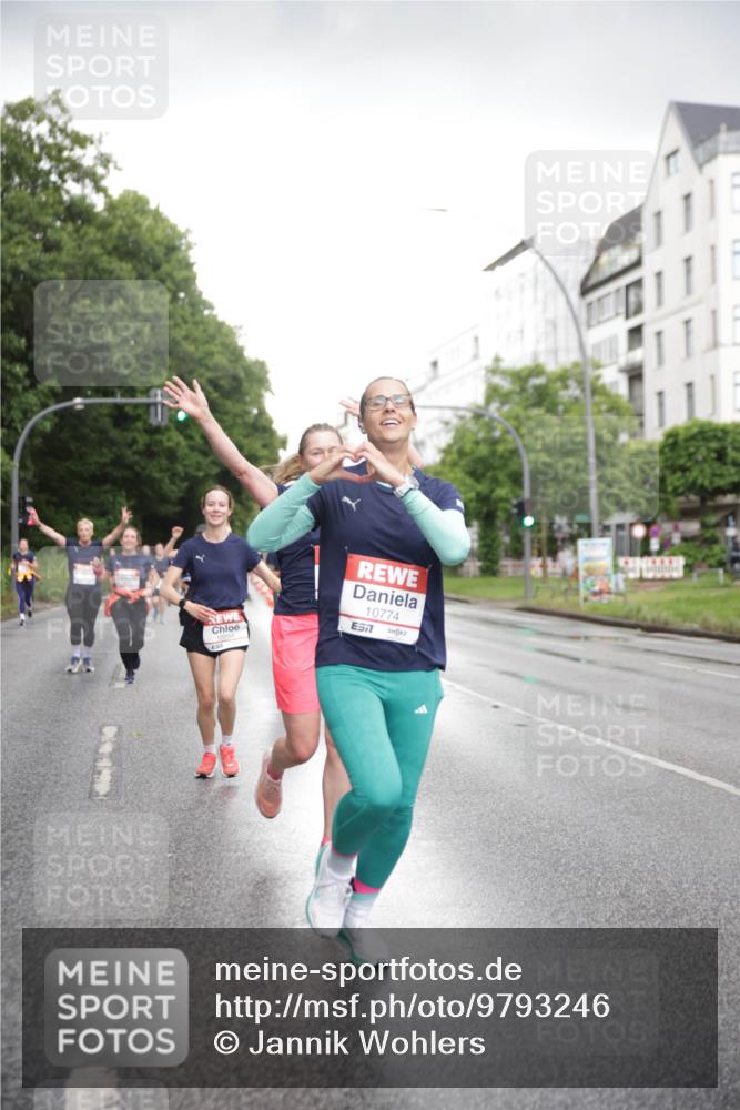 14.06.2026 - REWE Women's Run Jannik Wohlers http://msf.ph/oto/9793246 14.06.2026 09:52:26 Laufen 10774, 7 meine-sportfotos.de