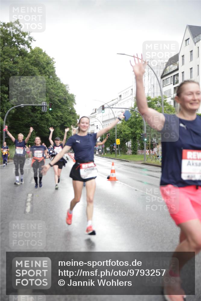 14.06.2026 - REWE Women's Run Jannik Wohlers http://msf.ph/oto/9793257 14.06.2026 09:52:27 Laufen  meine-sportfotos.de