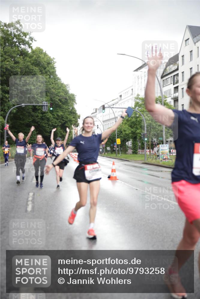 14.06.2026 - REWE Women's Run Jannik Wohlers http://msf.ph/oto/9793258 14.06.2026 09:52:27 Laufen  meine-sportfotos.de