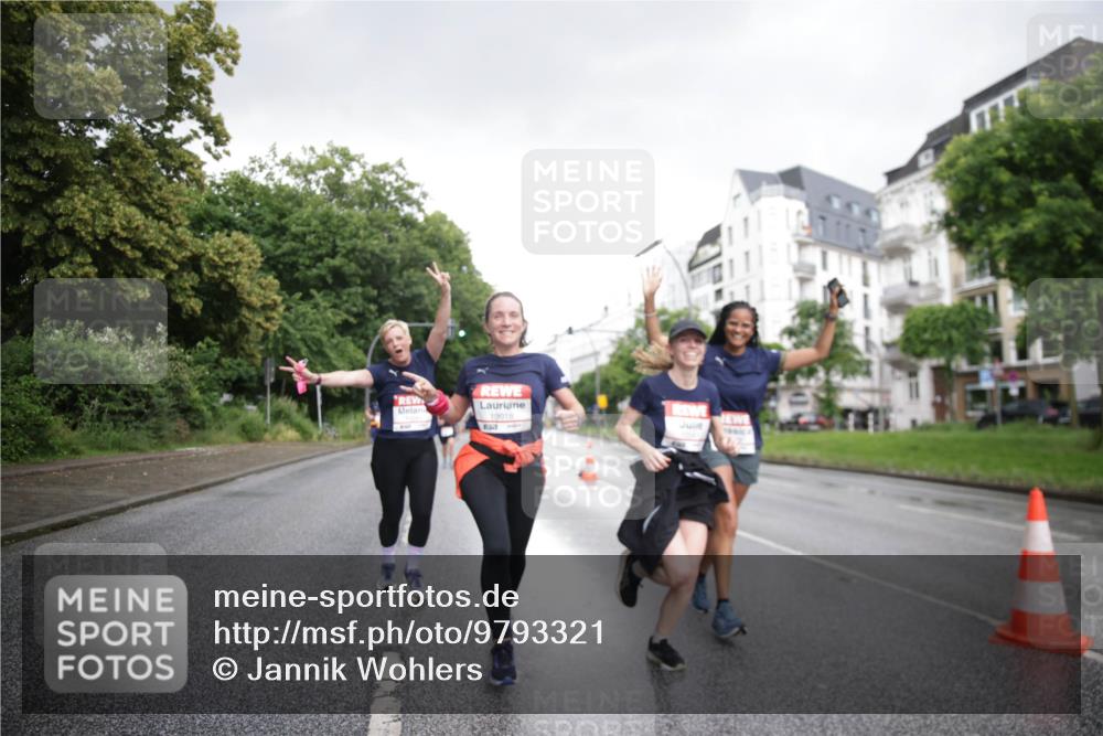 14.06.2026 - REWE Women's Run Jannik Wohlers http://msf.ph/oto/9793321 14.06.2026 09:52:29 Laufen 10018, 571 meine-sportfotos.de