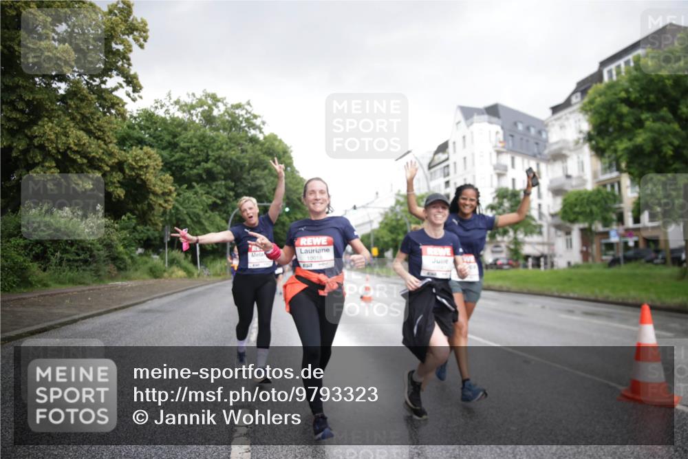 14.06.2026 - REWE Women's Run Jannik Wohlers http://msf.ph/oto/9793323 14.06.2026 09:52:29 Laufen 10018 meine-sportfotos.de