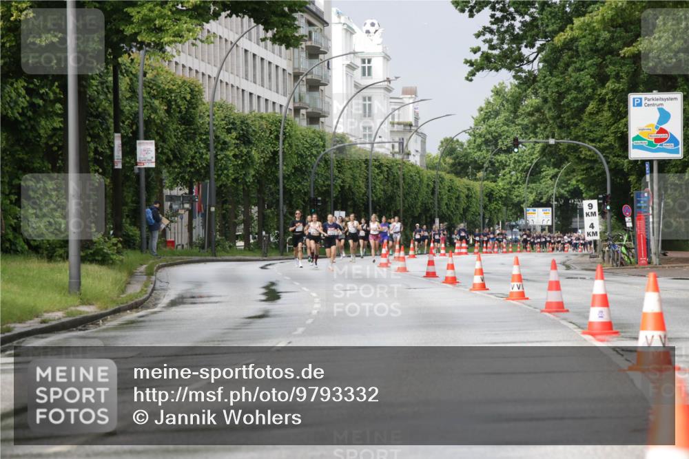 14.06.2026 - REWE Women's Run Jannik Wohlers http://msf.ph/oto/9793332 14.06.2026 09:06:31 Laufen 9, 4 meine-sportfotos.de