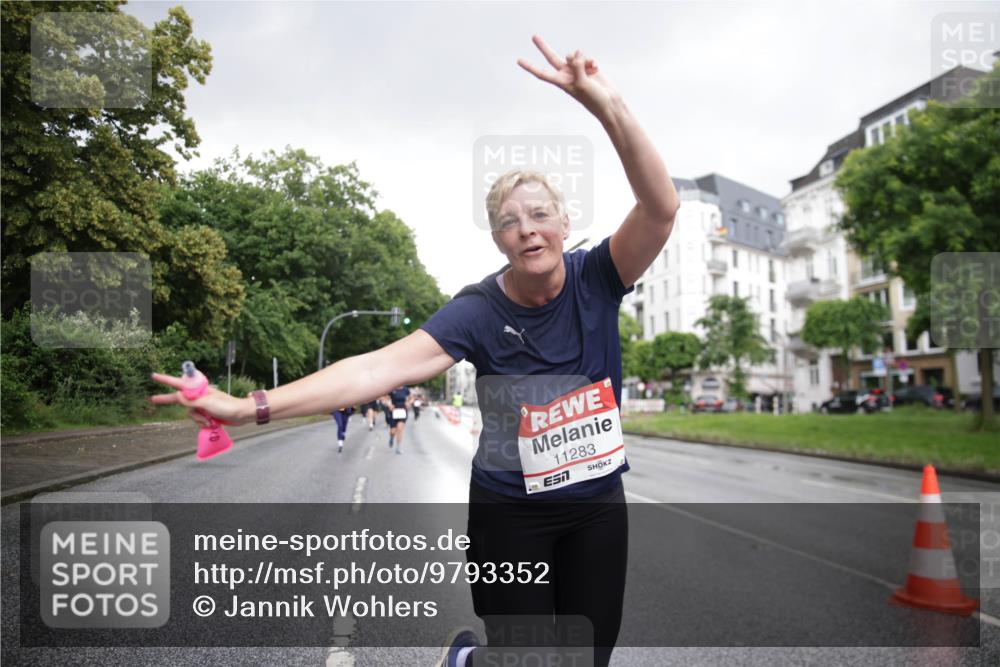 14.06.2026 - REWE Women's Run Jannik Wohlers http://msf.ph/oto/9793352 14.06.2026 09:52:30 Laufen 11283 meine-sportfotos.de