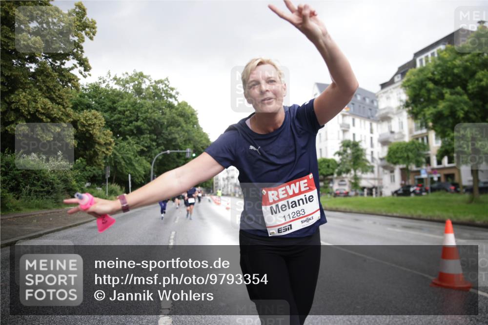 14.06.2026 - REWE Women's Run Jannik Wohlers http://msf.ph/oto/9793354 14.06.2026 09:52:30 Laufen 11283, 7 meine-sportfotos.de