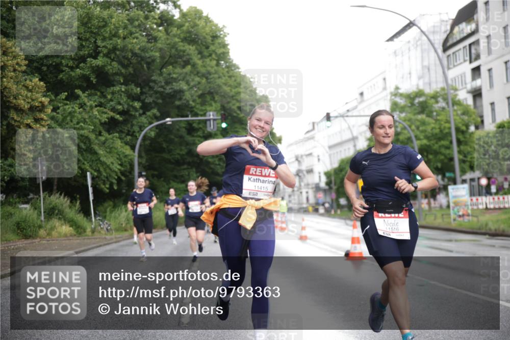 14.06.2026 - REWE Women's Run Jannik Wohlers http://msf.ph/oto/9793363 14.06.2026 09:52:33 Laufen 11415, 7, 11516 meine-sportfotos.de