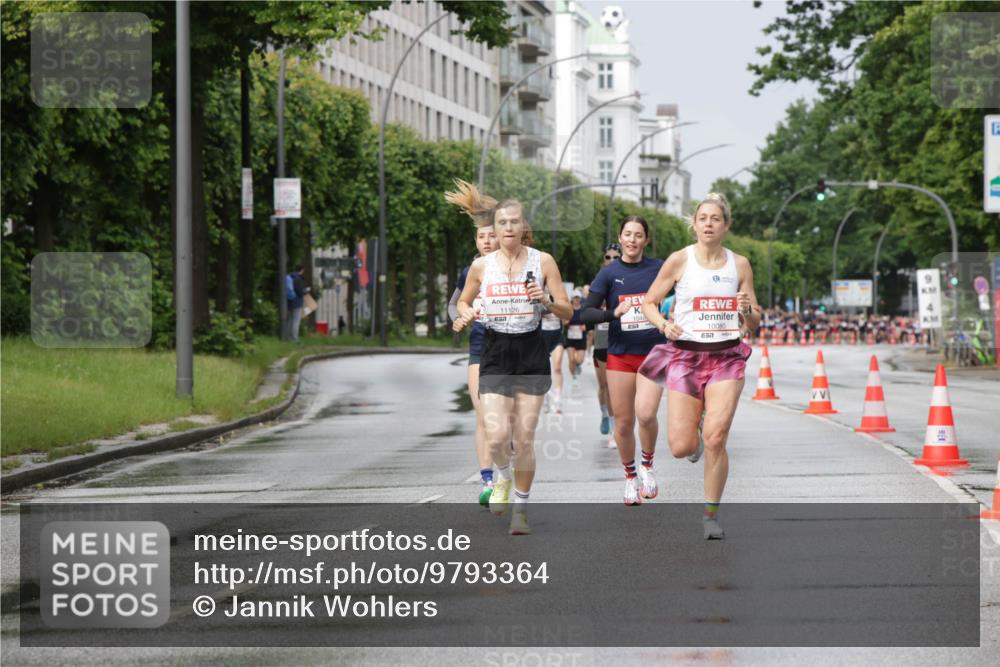 14.06.2026 - REWE Women's Run Jannik Wohlers http://msf.ph/oto/9793364 14.06.2026 09:06:57 Laufen 11126, 1048, 10080 meine-sportfotos.de
