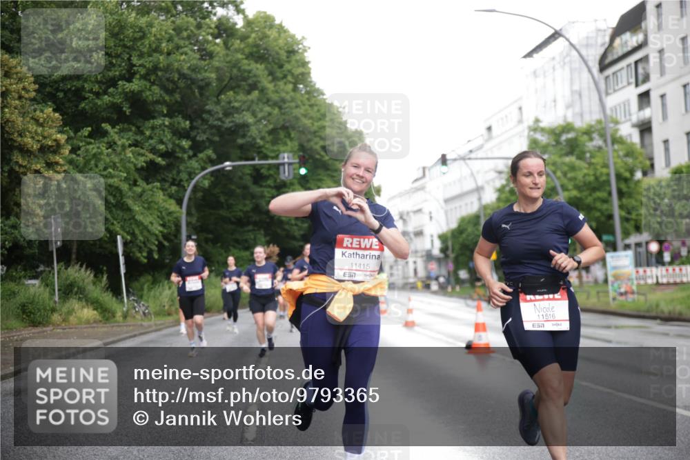 14.06.2026 - REWE Women's Run Jannik Wohlers http://msf.ph/oto/9793365 14.06.2026 09:52:33 Laufen 11415, 7, 11516 meine-sportfotos.de