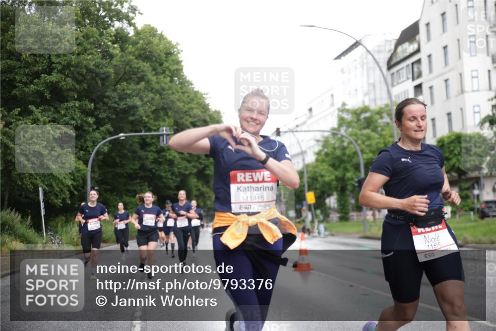 14.06.2026 - REWE Women's Run Jannik Wohlers http://msf.ph/oto/9793376 14.06.2026 09:52:34 Laufen 11415, 7, 11516 meine-sportfotos.de