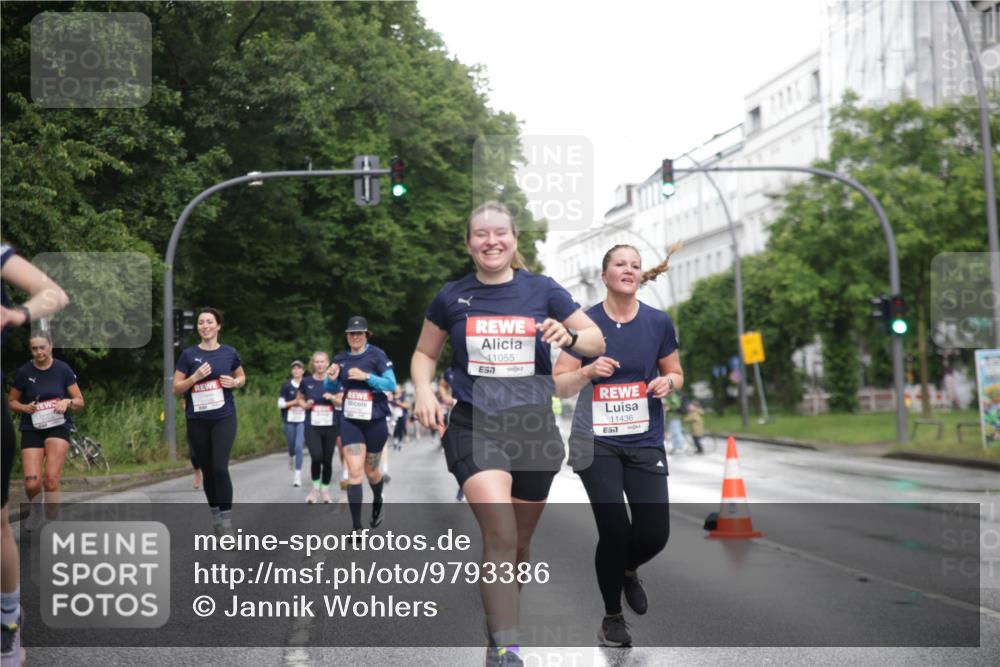14.06.2026 - REWE Women's Run Jannik Wohlers http://msf.ph/oto/9793386 14.06.2026 09:52:36 Laufen 11055, 11436, 7 meine-sportfotos.de