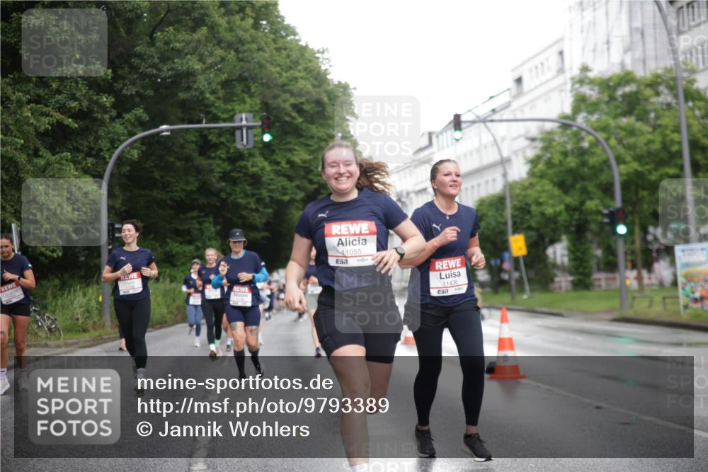 14.06.2026 - REWE Women's Run Jannik Wohlers http://msf.ph/oto/9793389 14.06.2026 09:52:36 Laufen 11055, 57, 11436 meine-sportfotos.de
