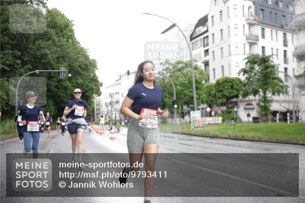 14.06.2026 - REWE Women's Run Jannik Wohlers http://msf.ph/oto/9793411 14.06.2026 09:52:42 Laufen 11132, 11302, 7 meine-sportfotos.de