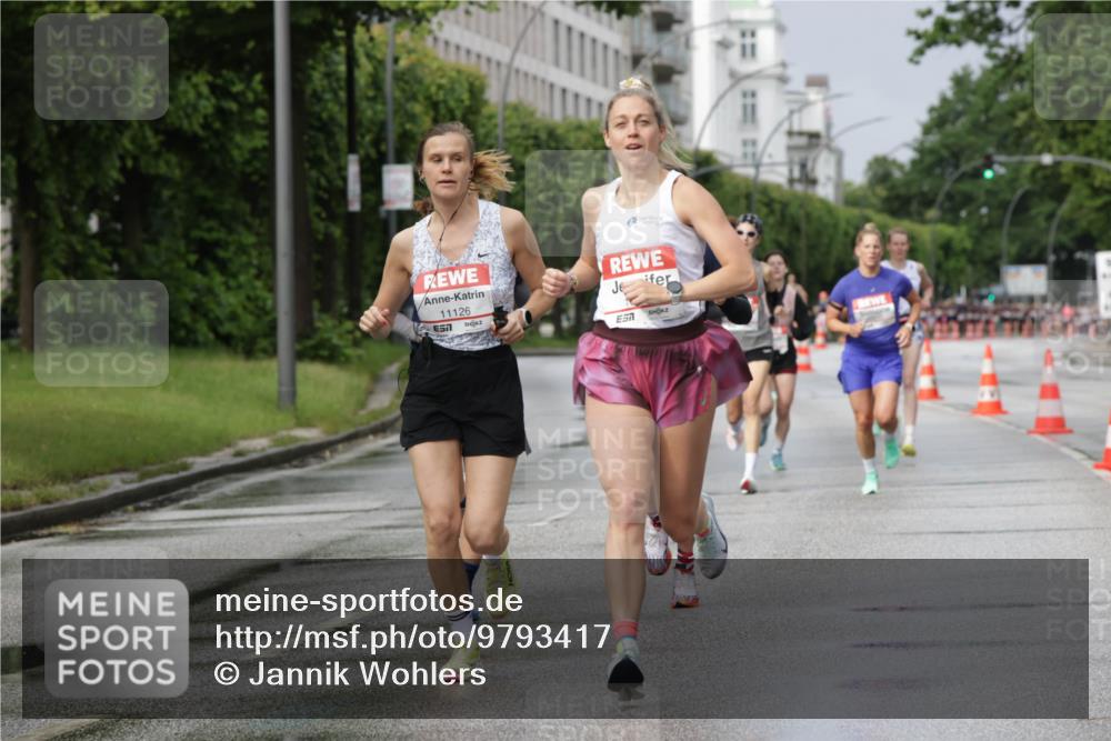 14.06.2026 - REWE Women's Run Jannik Wohlers http://msf.ph/oto/9793417 14.06.2026 09:06:59 Laufen 11126, 7, 7 meine-sportfotos.de