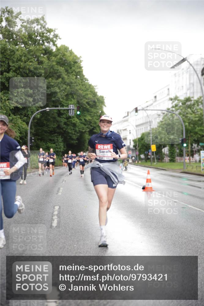 14.06.2026 - REWE Women's Run Jannik Wohlers http://msf.ph/oto/9793421 14.06.2026 09:52:43 Laufen 10773, 57 meine-sportfotos.de