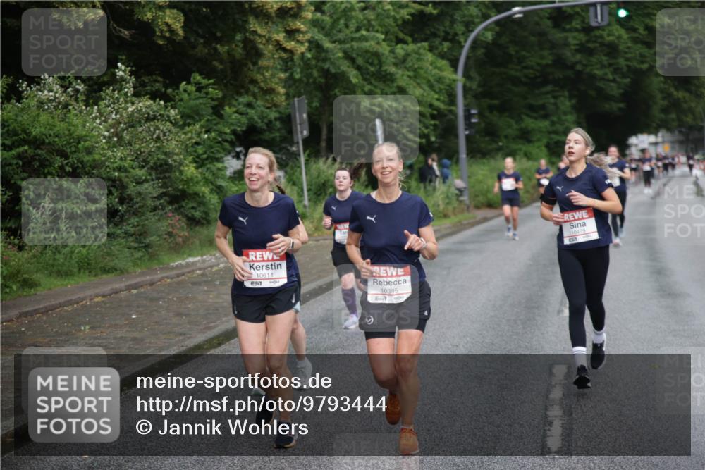 14.06.2026 - REWE Women's Run Jannik Wohlers http://msf.ph/oto/9793444 14.06.2026 09:52:49 Laufen 10611, 7, 10385, 7, 10479, 7 meine-sportfotos.de