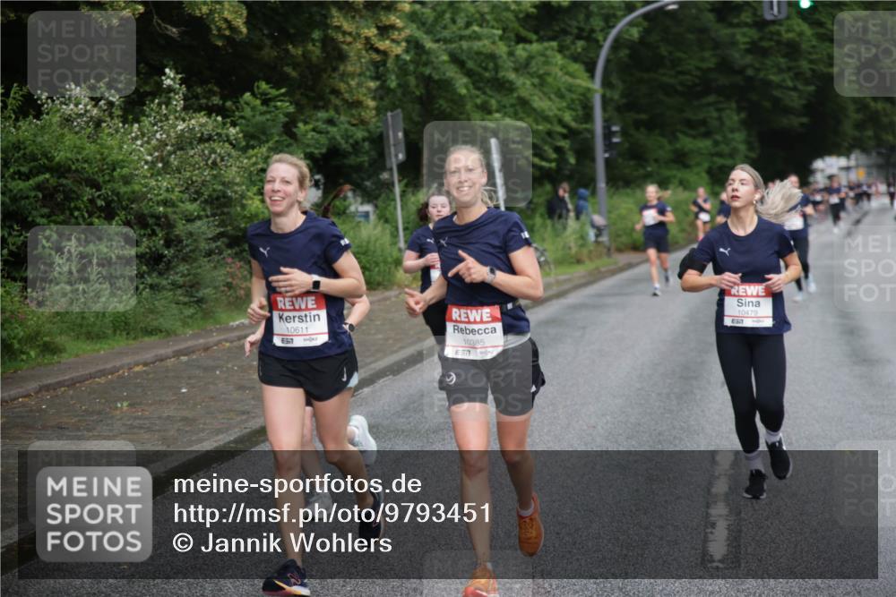 14.06.2026 - REWE Women's Run Jannik Wohlers http://msf.ph/oto/9793451 14.06.2026 09:52:49 Laufen 10611, 57, 10385, 10479, 57 meine-sportfotos.de