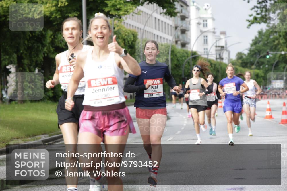 14.06.2026 - REWE Women's Run Jannik Wohlers http://msf.ph/oto/9793452 14.06.2026 09:07:01 Laufen 10080, 10480 meine-sportfotos.de
