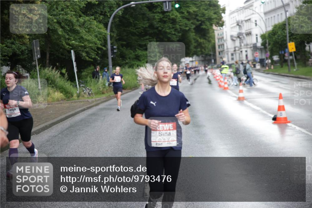 14.06.2026 - REWE Women's Run Jannik Wohlers http://msf.ph/oto/9793476 14.06.2026 09:52:50 Laufen 10543, 10479, 57 meine-sportfotos.de