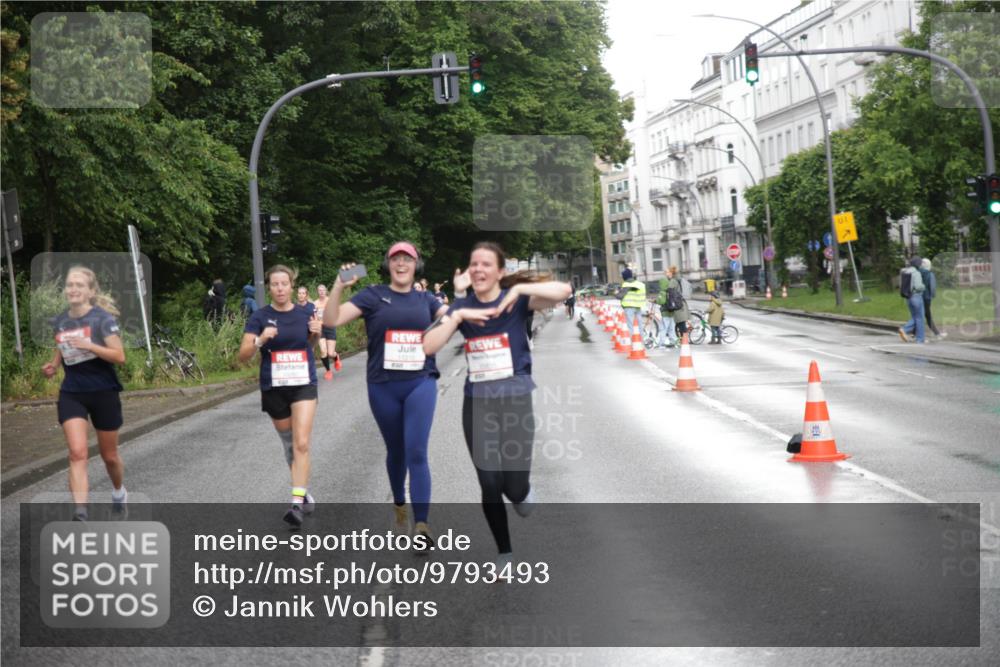 14.06.2026 - REWE Women's Run Jannik Wohlers http://msf.ph/oto/9793493 14.06.2026 09:52:53 Laufen  meine-sportfotos.de