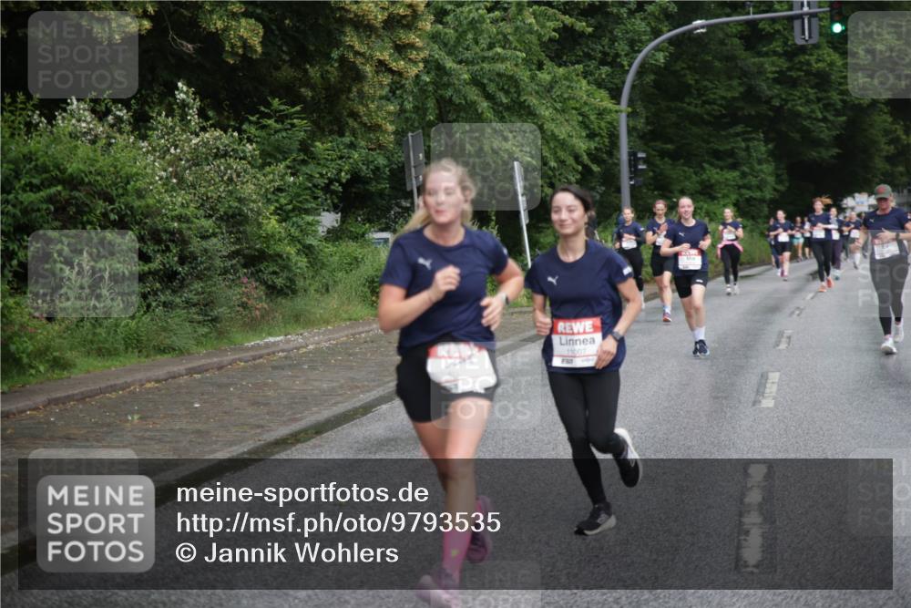 14.06.2026 - REWE Women's Run Jannik Wohlers http://msf.ph/oto/9793535 14.06.2026 09:53:01 Laufen 11007 meine-sportfotos.de