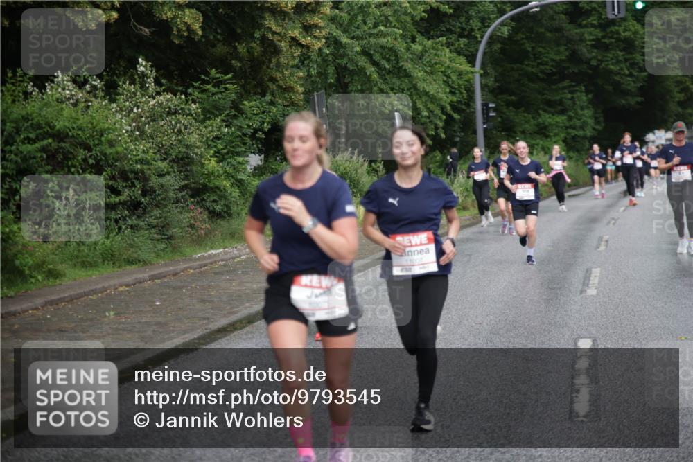 14.06.2026 - REWE Women's Run Jannik Wohlers http://msf.ph/oto/9793545 14.06.2026 09:53:01 Laufen 11007 meine-sportfotos.de